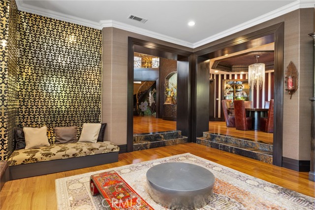 451 W Le Roy Avenue, Arcadia CA: https://media.crmls.org/medias/83e42281-f000-4067-858a-289e8b14d83a.jpg