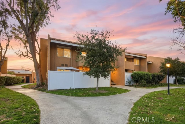 Detail Gallery Image 2 of 29 For 1101 W Macarthur #229,  Santa Ana,  CA 92707 - 1 Beds | 1 Baths