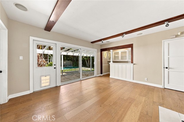 13047 Magnolia Boulevard photo 22