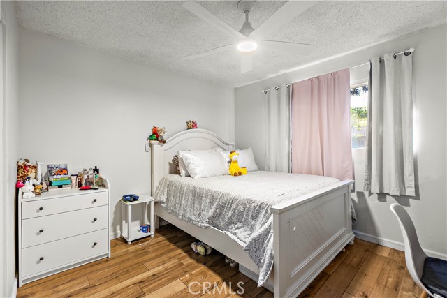 Detail Gallery Image 11 of 23 For 1820 Marine St, Santa Ana,  CA 92704 - 3 Beds | 1/1 Baths