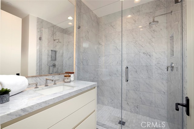 Detail Gallery Image 38 of 39 For 5 Clear Water, Newport Coast,  CA 92657 - 5 Beds | 5/2 Baths