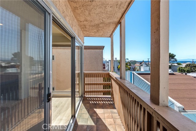 Detail Gallery Image 6 of 55 For 600 Monterey Bld #8,  Hermosa Beach,  CA 90254 - 2 Beds | 2 Baths