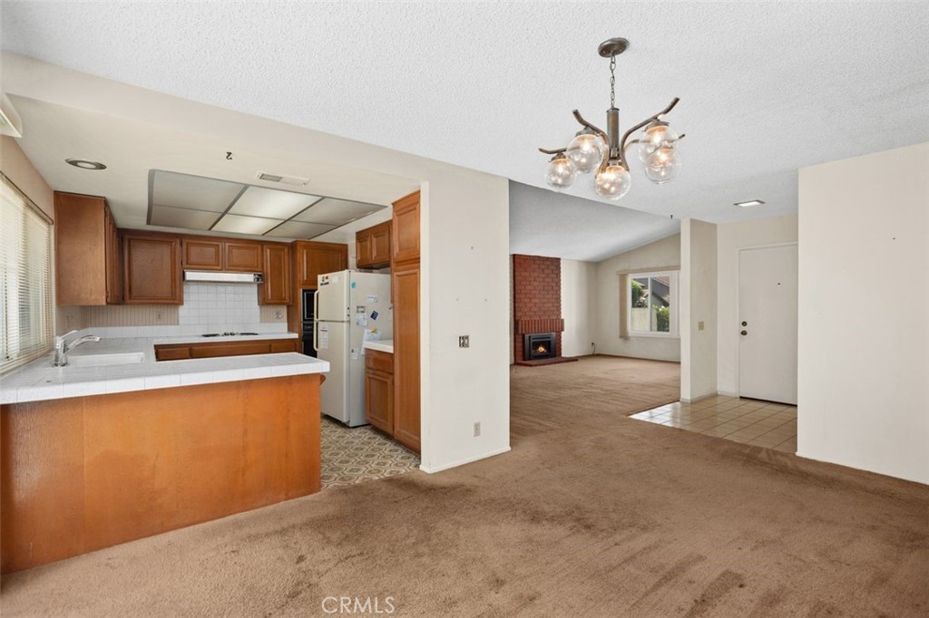 MLS #OC25159783 image #15