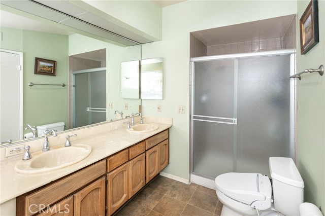 Detail Gallery Image 16 of 27 For 20737 Roscoe Bld #203,  Winnetka,  CA 91306 - 2 Beds | 2/1 Baths