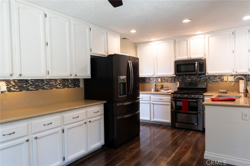 1280 Calle Ultimo - photo 19