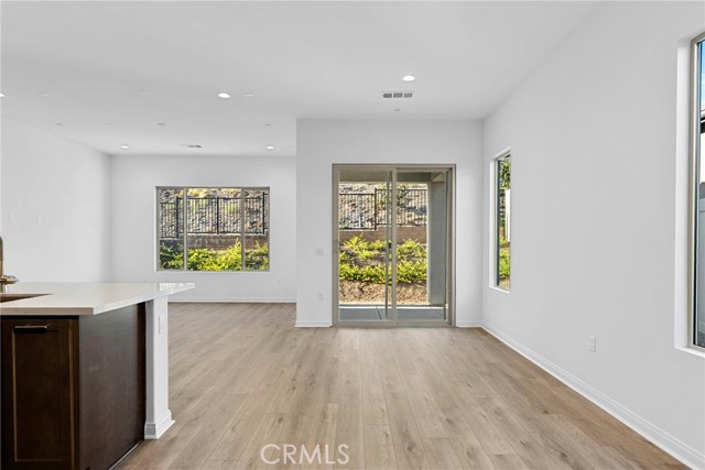11920 Shadeland, Corona CA: https://media.crmls.org/medias/83e8bf5e-3e12-4150-874a-6276417d272a.jpg
