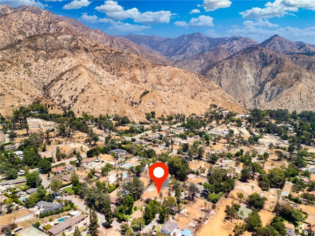 1663 Gaywood Drive, Altadena CA: https://media.crmls.org/medias/83e917d7-1368-4743-be02-7087faffb161.jpg