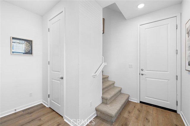 944 N Divino Privado, Ontario CA: https://media.crmls.org/medias/83ea4813-875d-45e1-833b-79629fcc39c8.jpg