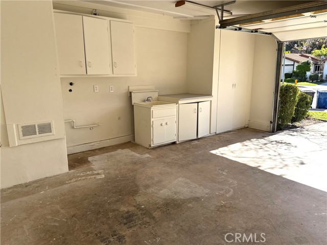 Detail Gallery Image 38 of 50 For 4786 Macadamia Ct, Oceanside,  CA 92057 - 3 Beds | 2 Baths