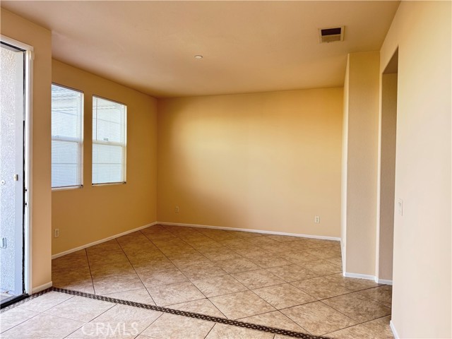 Detail Gallery Image 5 of 12 For 13417 Mashona Ave, Chino,  CA 91710 - 3 Beds | 2/1 Baths