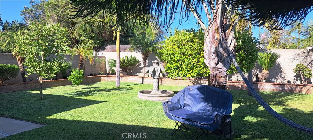 https://media.crmls.org/medias/83eaf27a-7050-4c41-835f-380685a9eaa2.jpg?preset=X-Large