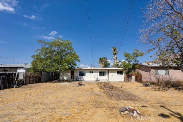 Detail Gallery Image 22 of 37 For 7101 Tamarisk Ave, Yucca Valley,  CA 92284 - 2 Beds | 1 Baths