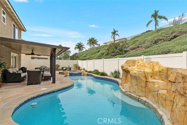 Detail Gallery Image 28 of 34 For 33450 Corte Figueroa, Temecula,  CA 92592 - 5 Beds | 2/1 Baths