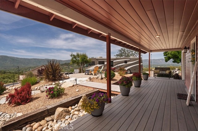 Detail Gallery Image 7 of 47 For 47527 Miami Highlands Dr, Oakhurst,  CA 93644 - 4 Beds | 2/1 Baths