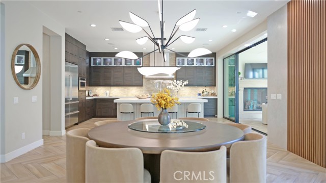 Detail Gallery Image 1 of 34 For 80 Thrush, Irvine,  CA 92618 - 5 Beds | 5/1 Baths
