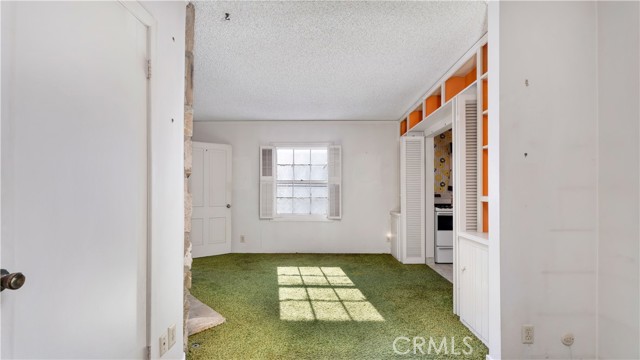 Detail Gallery Image 19 of 37 For 1804 N Heliotrope Dr, Santa Ana,  CA 92706 - 5 Beds | 4 Baths