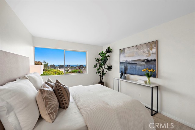Detail Gallery Image 30 of 61 For 2519 Harbor View Dr, Corona Del Mar,  CA 92625 - 4 Beds | 2/1 Baths