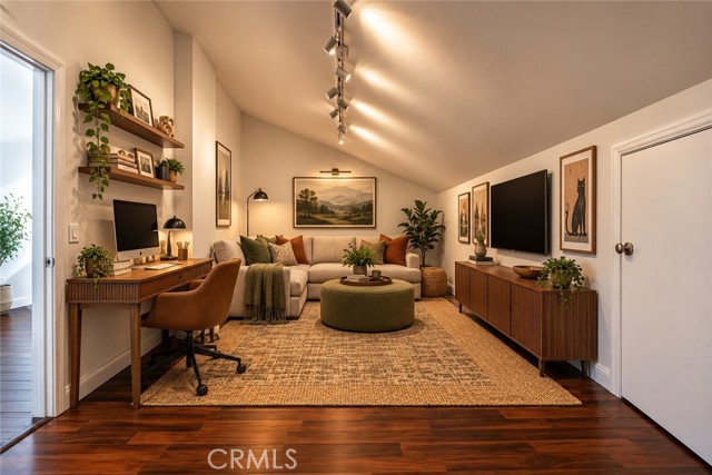 22401 Baltar Street photo 31