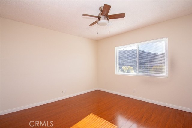 Detail Gallery Image 19 of 38 For 2940 N Verdugo Rd #321,  Glendale,  CA 91208 - 2 Beds | 2 Baths