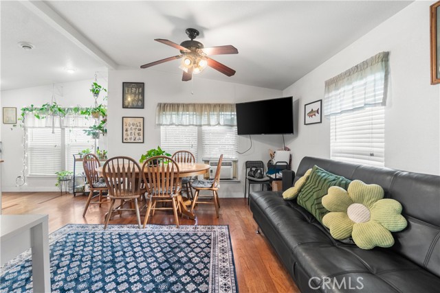 Detail Gallery Image 8 of 44 For 1501 Palos Verdes Drive North #64,  Harbor City,  CA 90710 - 3 Beds | 2 Baths