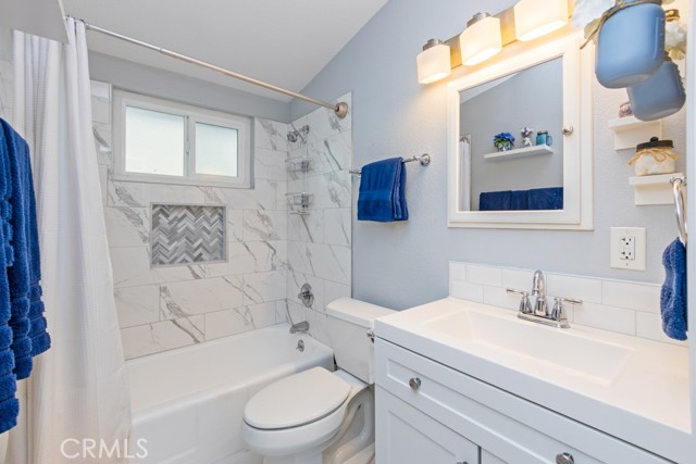 Detail Gallery Image 11 of 31 For 2232 Anaheim Ave, Costa Mesa,  CA 92627 - 4 Beds | 2 Baths