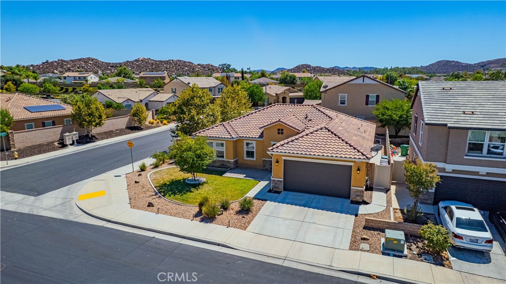 25299 Hitch Rail Ln.