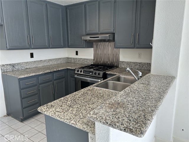 Detail Gallery Image 6 of 21 For 124 Night Heron Ln, Aliso Viejo,  CA 92656 - 2 Beds | 2/1 Baths