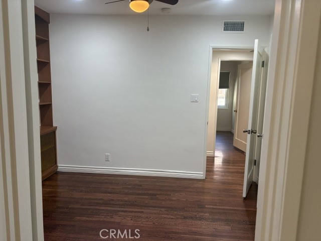 6419 Firmament Avenue photo 8