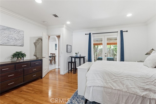 Detail Gallery Image 25 of 36 For 21904 Galvez, Woodland Hills,  CA 91364 - 3 Beds | 3/1 Baths