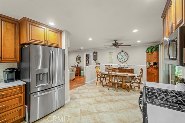 Detail Gallery Image 17 of 50 For 14942 Quill Cir, Huntington Beach,  CA 92647 - 4 Beds | 2 Baths