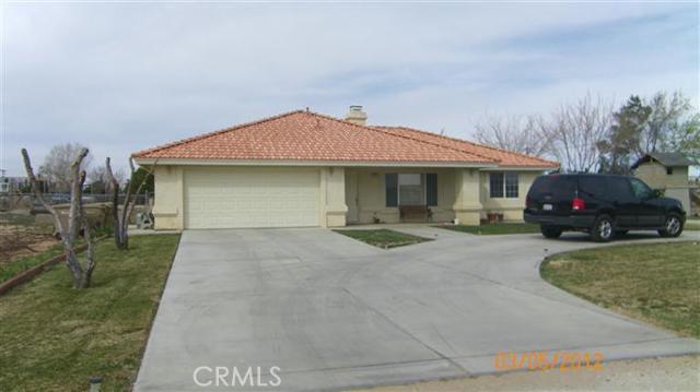 11114 AROYO Avenue, Hesperia CA: https://media.crmls.org/medias/83f448da-6620-4a3a-a2e3-bd94c86c3b18.jpg