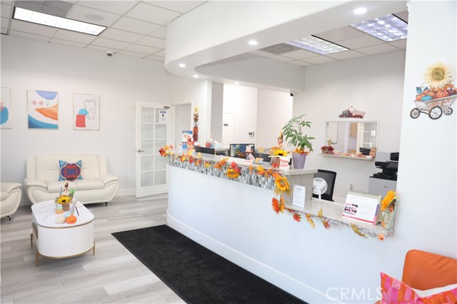 3950 Pierce St, Riverside CA: https://media.crmls.org/medias/83f47b12-ba52-49b7-a742-2cf8255a3a02.jpg