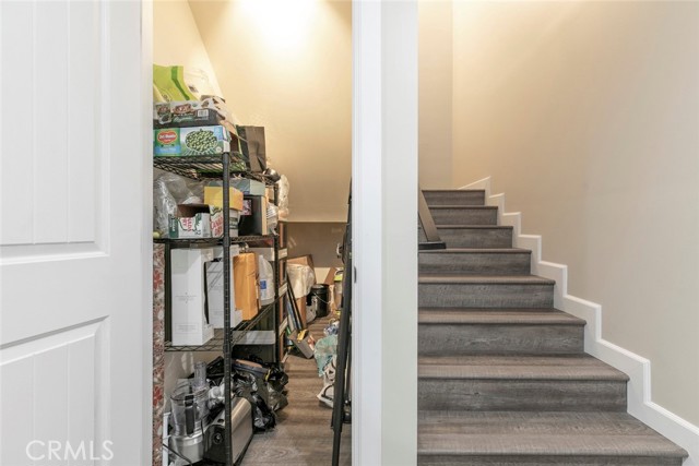 Detail Gallery Image 46 of 64 For 17465 Tuscan Dr, Granada Hills,  CA 91344 - 6 Beds | 5 Baths