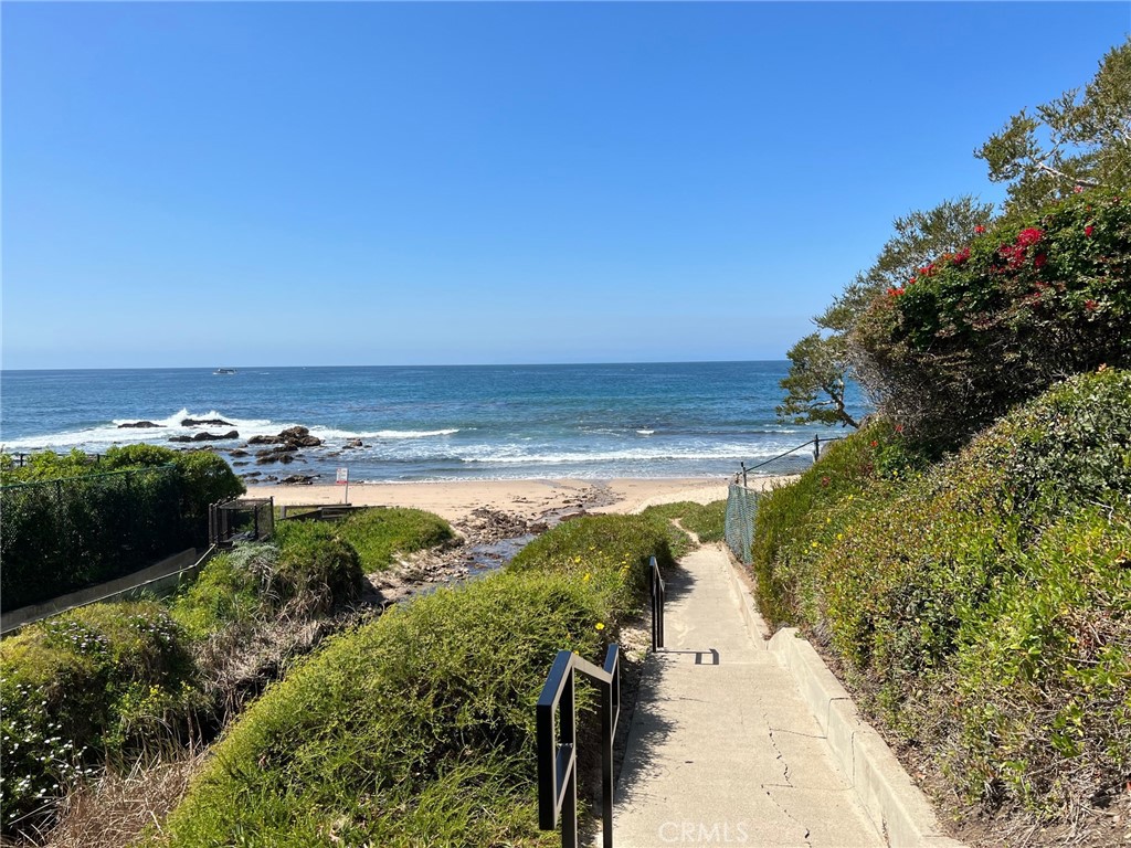 Access to Private Beach