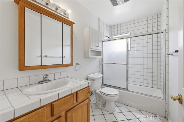 Detail Gallery Image 13 of 41 For 10744 Radwin Ave, Sunland,  CA 91040 - 3 Beds | 2 Baths