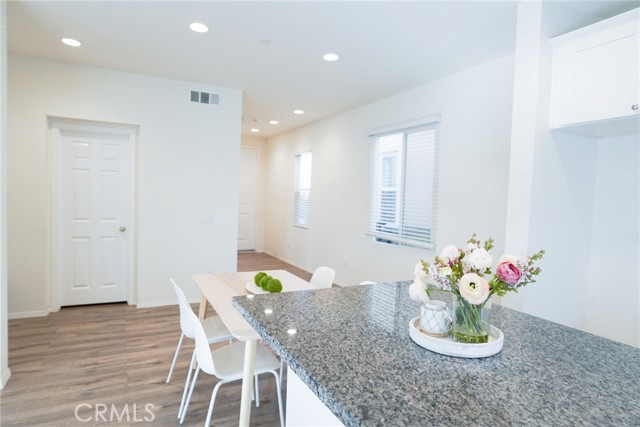 Detail Gallery Image 6 of 29 For 273 S Vermont Ave, Glendora,  CA 91741 - 3 Beds | 3 Baths