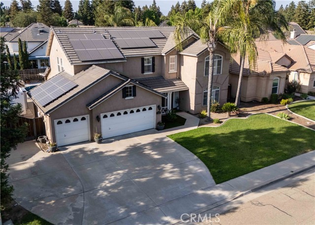 6028 W Evergreen Avenue, Visalia CA: https://media.crmls.org/medias/83f68daf-f7e9-4a30-aa33-a435a4bd0c9c.jpg