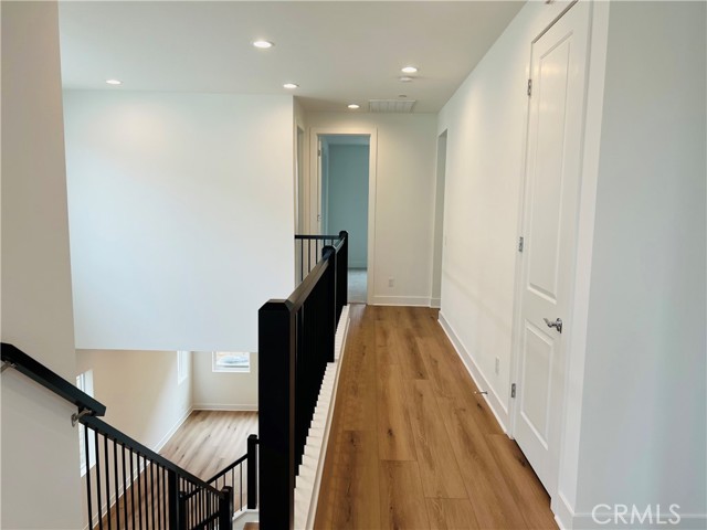 Detail Gallery Image 18 of 21 For 28526 Damson, Saugus,  CA 91350 - 5 Beds | 4 Baths