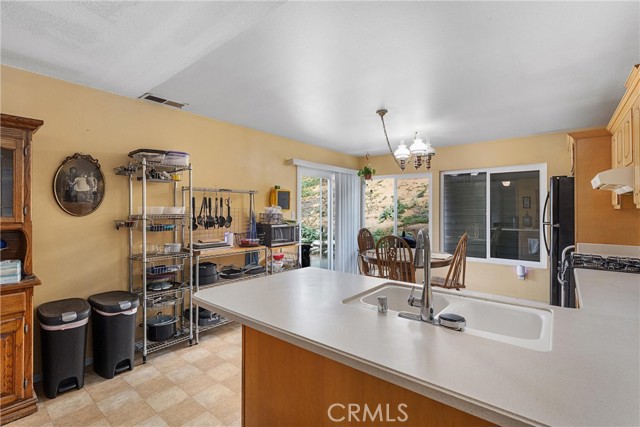 Detail Gallery Image 7 of 21 For 13462 Montego Dr, Poway,  CA 92064 - 4 Beds | 2 Baths