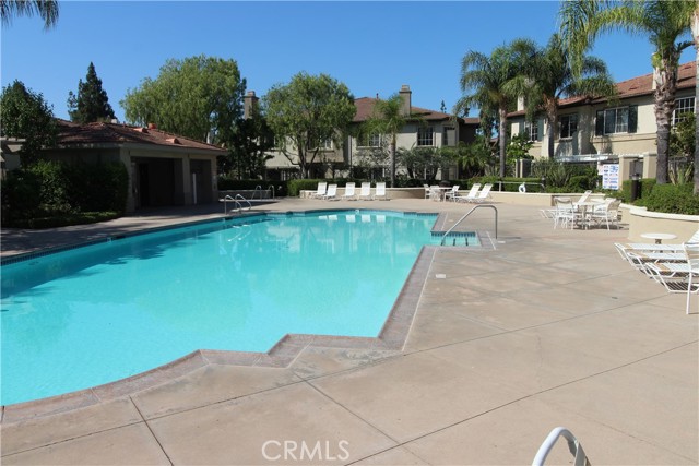 Detail Gallery Image 50 of 55 For 145 Islington, Irvine,  CA 92620 - 3 Beds | 2/1 Baths