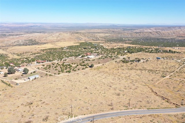 Detail Gallery Image 5 of 8 For 113 Juniper Hills Rd., –,  CA 93543 - – Beds | – Baths