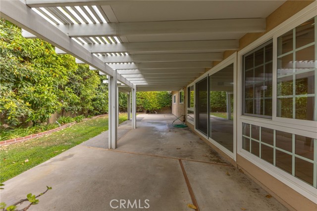 10281 Kings Street, Los Alamitos CA: https://media.crmls.org/medias/83f83c5d-19d2-41e1-9848-498505e0feba.jpg