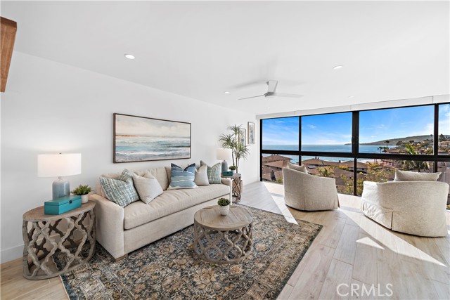 Detail Gallery Image 22 of 41 For 51 Blue Lagoon, Laguna Beach,  CA 92651 - 3 Beds | 3 Baths