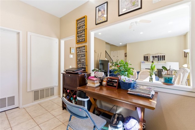 Detail Gallery Image 7 of 29 For 24376 Larchmont Ct, Laguna Hills,  CA 92653 - 2 Beds | 2/1 Baths