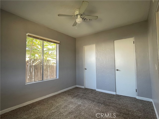 Detail Gallery Image 8 of 15 For 429 Wilson Ave, Bakersfield,  CA 93308 - 2 Beds | 1 Baths