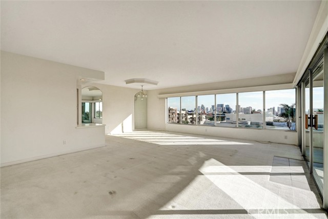 Detail Gallery Image 6 of 6 For 2620 2nd Ave 5d,  San Diego,  CA 92103 - 3 Beds | 2 Baths