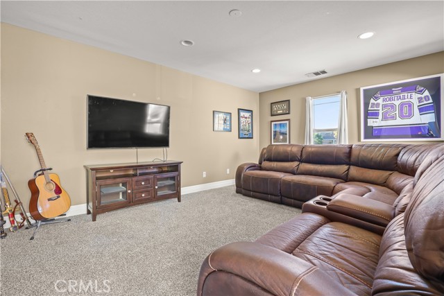 Detail Gallery Image 18 of 72 For 29724 Castlebury, Castaic,  CA 91384 - 4 Beds | 3 Baths