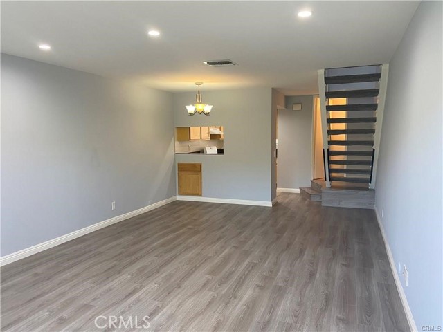 Detail Gallery Image 4 of 25 For 1022 Irving Ave #5,  Glendale,  CA 91201 - 2 Beds | 2/1 Baths