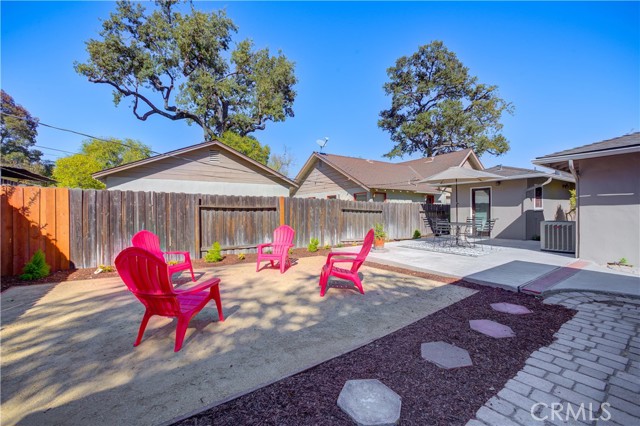 Detail Gallery Image 25 of 31 For 1835 Oak St, Paso Robles,  CA 93446 - 2 Beds | 2 Baths