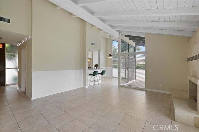 Detail Gallery Image 5 of 27 For 2220 Fiesta, Newport Beach,  CA 92660 - 3 Beds | 2 Baths